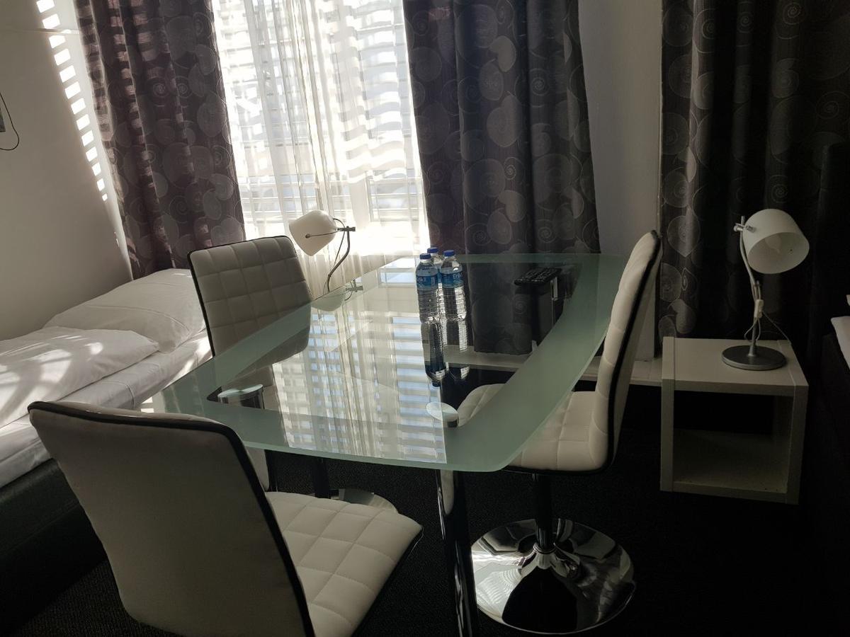 Hotel Wandsbek ฮัมบูร์ก ภายนอก รูปภาพ