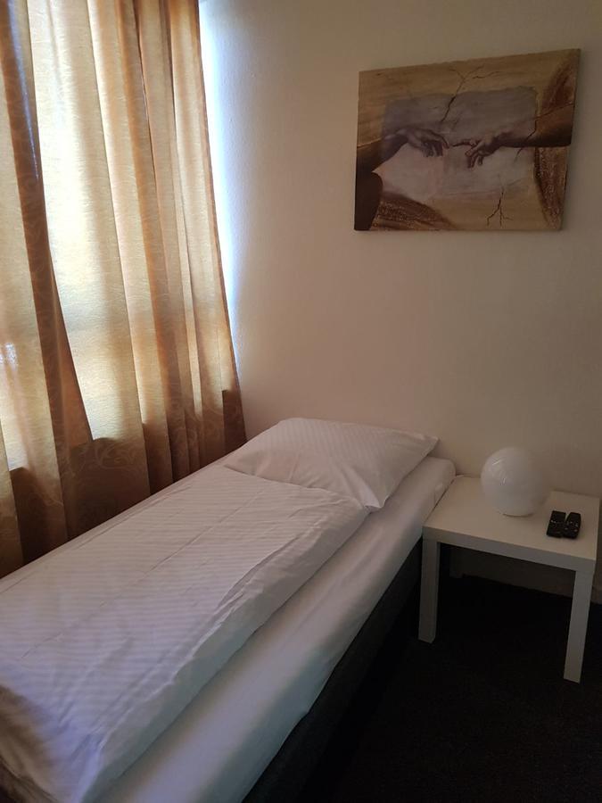 Hotel Wandsbek ฮัมบูร์ก ภายนอก รูปภาพ